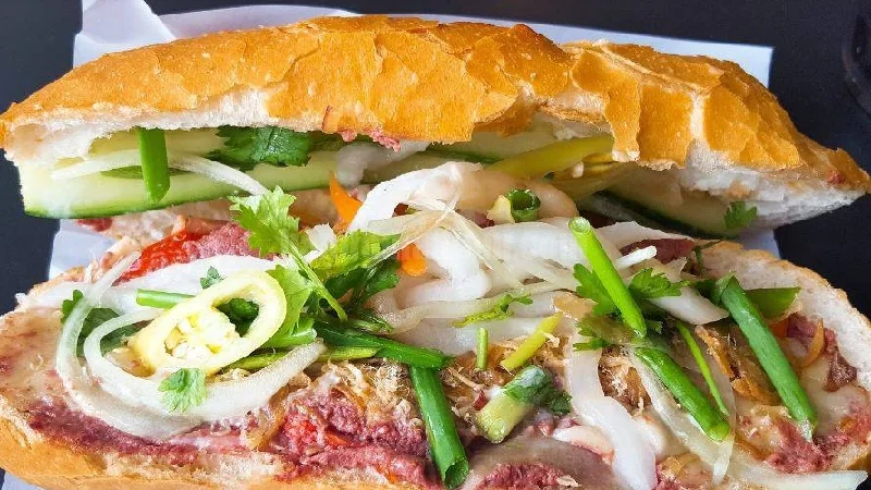 Tiệm bánh mì Thi Thi