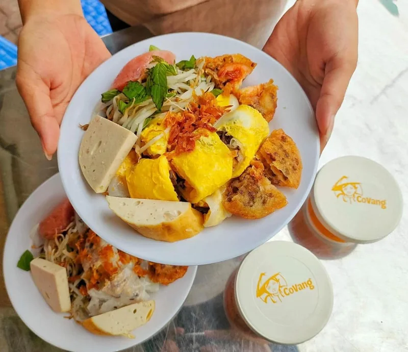 Bánh cuốn nóng Đồ Chiểu