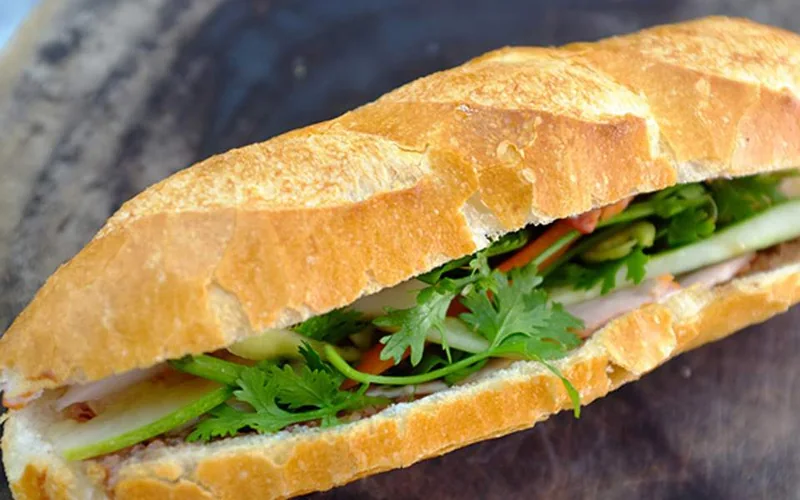 Bánh mì Thi Thi