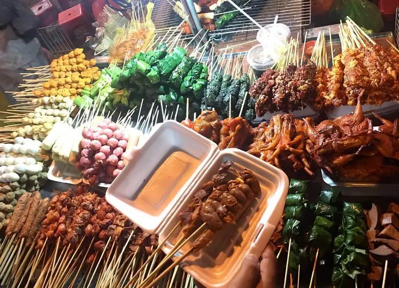 Xiên nướng chợ đêm