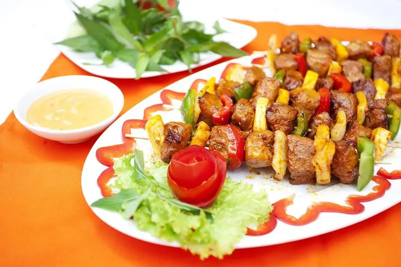 Xiên que nướng Than